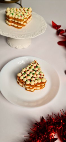 Prăjitură cu foi de miere Spring Kiss Bradut 170 gr